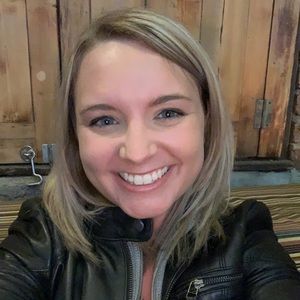 Meet your Posher, Kaylie